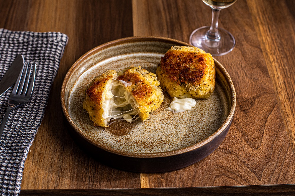 Croquettes frites et fondantes de macaroni au fromage 