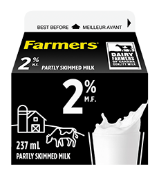 Partly skimmed homogenized milk containing 2% milk fat and at least 8.25% of non fat milk solids.
