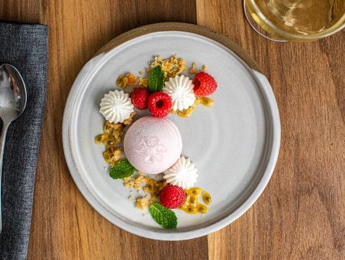 Mochi and fresh fruit plate 